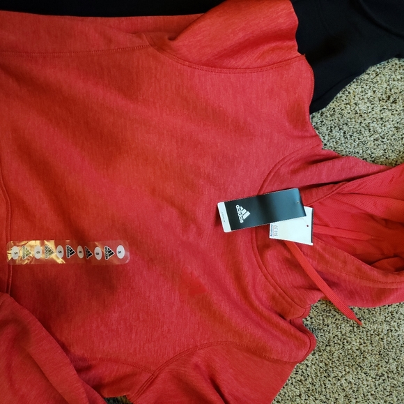 2 NWT Workout Sweatshirts sz Small - Picture 2 of 3